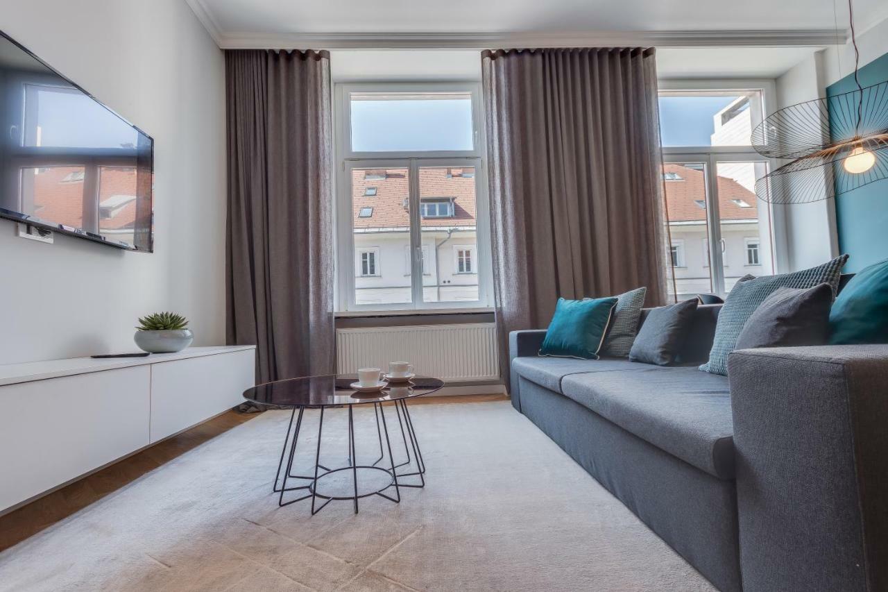 Fine Two Bedroom Trdinova Apartment Ljubljana Dış mekan fotoğraf